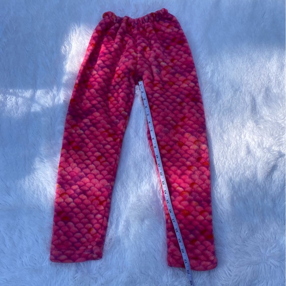 L.O.L. Surprise! Fleece Joggers & Sweatshirt Set - Picture 7 of 14